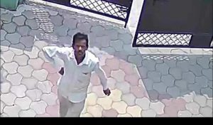 धनगढीको एक घरमा दिउँसै चोरी , यस्तो छ चोरको हुुलिया