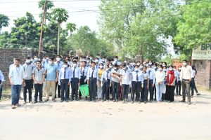 हाम्रो धनगढी सफा धनगढी  अभियान अन्तर्गत  रेडिकल एकेडेमीले दियो धनगढी उपमहानगरपालिकालाई साथ