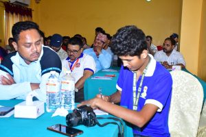 बेला–बेला लागिरहन्छ झट्का यो दिलमा (गजल)