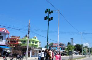 धनगढी क्याम्पस रोडमा रहेको खुला उडानले ग¥यो धनगढीमै पहिलोपटक चराको घर निर्माण