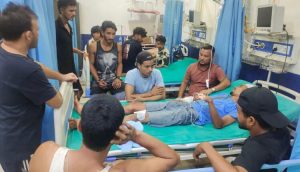 कक्षा ९ मा अध्ययनरत एक किशोरीका दुइ प्रेमिको लफडा आक्रमणमा परे ट्याङकरका चालक र सहचालक