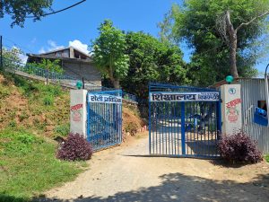 सेती प्राविधिक शिक्षालयको लापरबाहीः कमजोरी लुकाउन व्यवसायी लडाउँदै