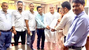 उपभोक्ताको अधिकार र आपूर्ति व्यवस्थालाई सुनिश्चित गर्न रास्वपा सुदूरपश्चिमको माग