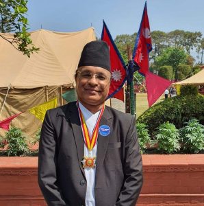 सेती प्रादेशिक अस्पतालको मेसुमा डाक्टर पाण्डेय