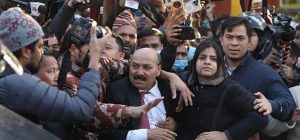 अदालतभित्रै कुटिए वरिष्ठ अधिवक्ता दिनेश त्रिपाठी