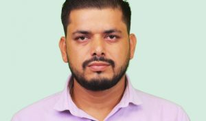 कैलालीका पत्रकार मिश्रलाई होटेल सञ्चालकहरूले गरे लछार–पछार