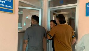 सुदूरपश्चिम विश्वविद्यालयमा विदा हुने बेला रजिष्ट्रारले मनपरी !