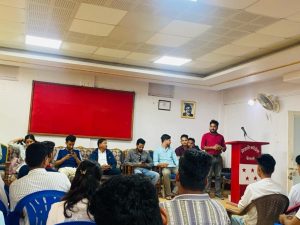 नेपाली काँग्रेस कैलाली पार्टी सचिव मिश्र र नेविसंघ केन्द्रिय सदस्य बमलाई कारबाही गर्न उजुरी