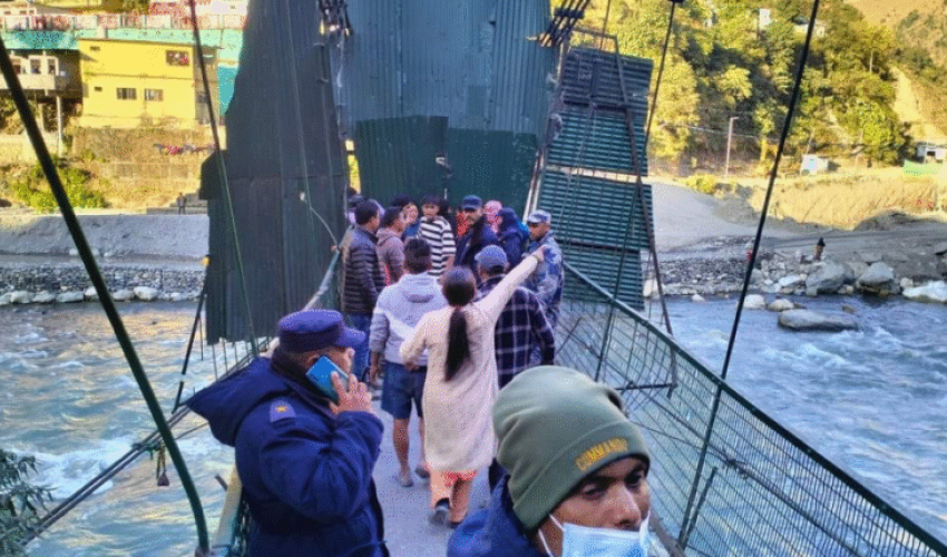 दार्चुला–धारचुला जोड्ने महाकाली नदीको झोलुङ्गे पुल बन्द, यस्तो छ कारण
