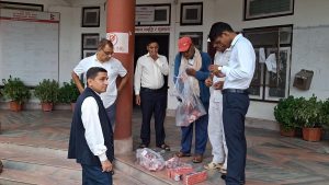 कैलाली कञ्चनपुरका नाकावाट आन्तरीक राजस्व बिभागको नक्कली स्टिकर सहितको खुकुरी चुरोट खुलेआम नेपाल भित्र्याइँदै