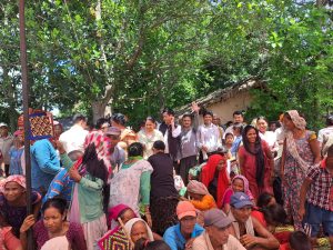 मुक्त कमैयाको बस्तीमा अनुगमन, धनीपुर्जाको श्रेस्ता कायम नहुँदा अनेक सास्ती