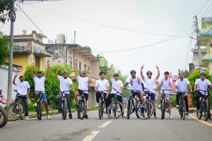 बसर युवा क्लवको पर्यटन पवद्र्धन गर्न साइलल यात्रा र सरसफाइ कार्यक्रम
