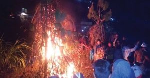 सुदूरपश्चिम प्रदेशमा आज साझ ‘बुढी पोल्ने’ पर्व मनाइँदै
