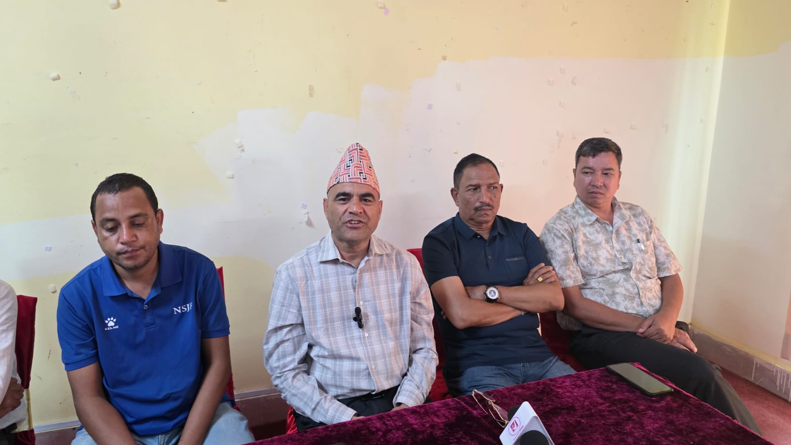 धनगढीमा नैनसिंह महरले भने– कांग्रेस महाधिवेशनको कार्यतालिका नआउनु दुभाग्यपूर्ण