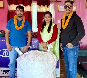 आस्था फुटवयर इन्डस्ट्रीजद्वारा दृष्टि फाउन्डेशन कैलालीलाई ७२ थान जुत्ता हस्तान्तरण