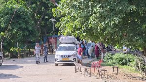 कैलालीमा विदेशी दर्ता भएका भाडाका सवारी साधन सञ्चालनमा प्रतिबन्ध