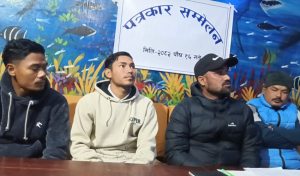 कैलालीका फुटबल रेफ्रीले दुई वर्षदेखि पारिश्रमिक पाएनन्, फुटबल संघमा ताला लाउने चेतावनी
