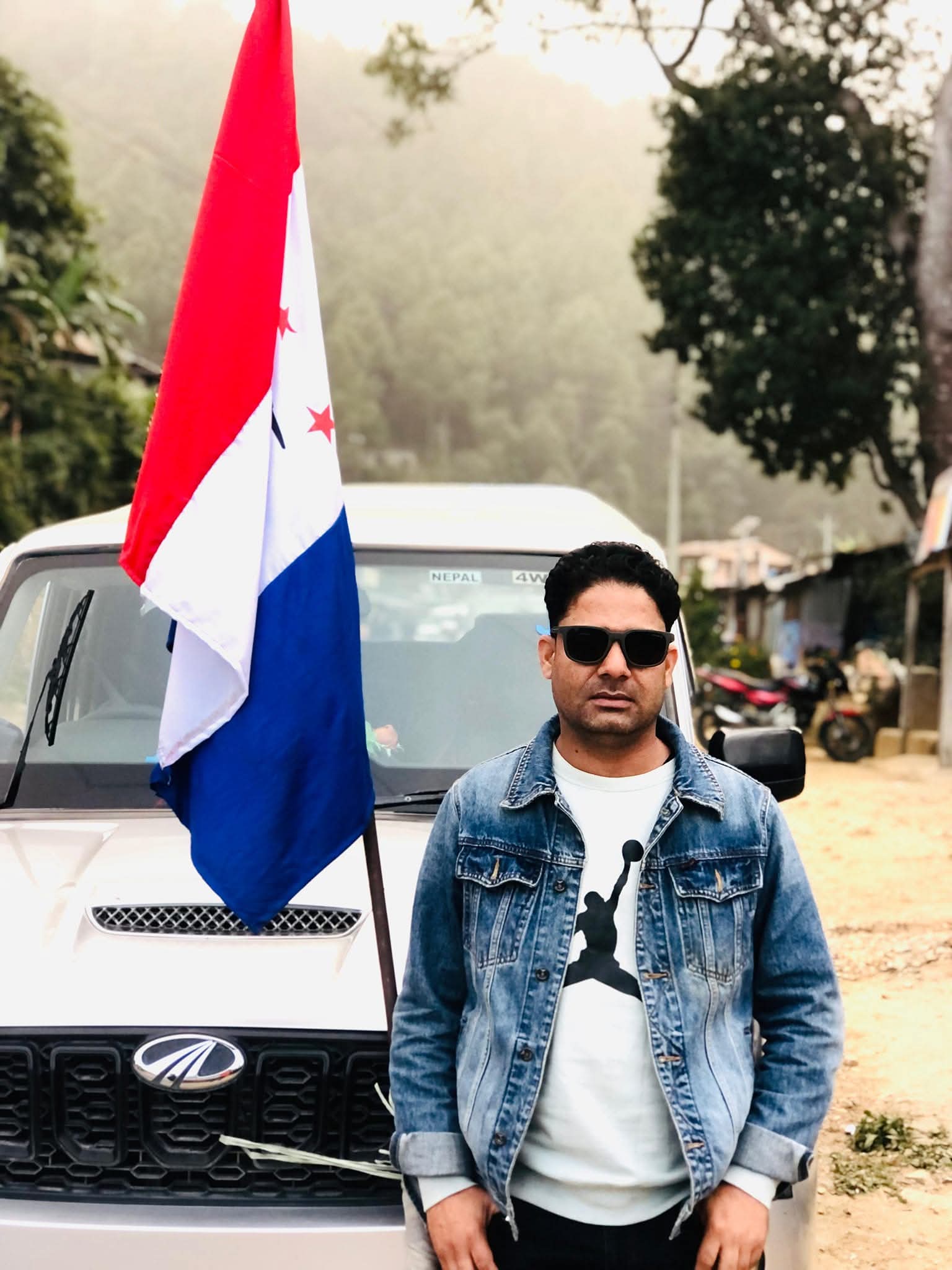 नेपाली कांग्रेस कैलालीको युवा परिचालन समिति संयोजकमा नरेश कुँवरलाई जिम्मेवारी