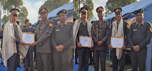 सशस्त्र प्रहरीको रजत जयन्तीमा बाजुराका सईद्वय बिष्ट र पेला सम्मानित