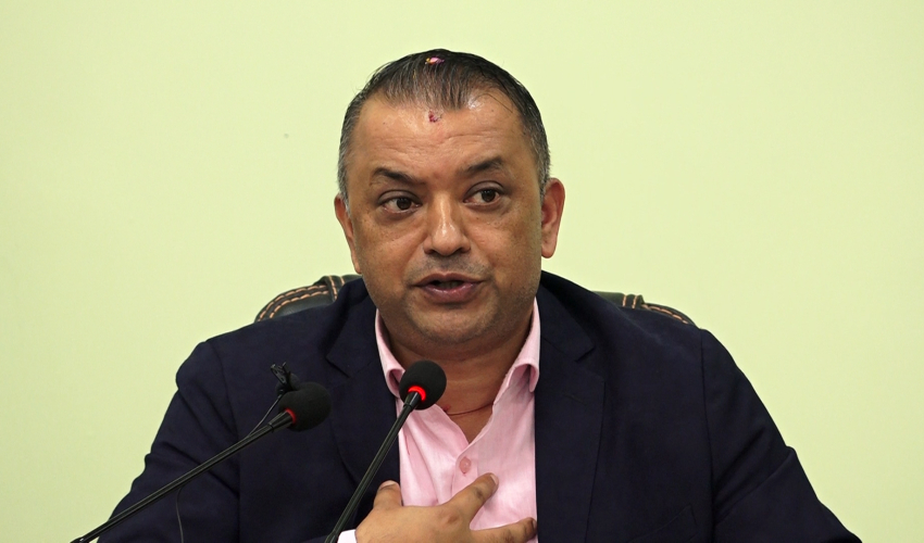 बैतडी बस दुर्घटनाः सभापति थापाद्वारा दुःख व्यक्त, घाइतेकोे उचित उपचारका लागि सरकारसँग आग्रह