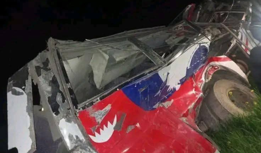 बैतडीमा बस दुर्घटना: मृतको संख्या १३ जना पुग्यो