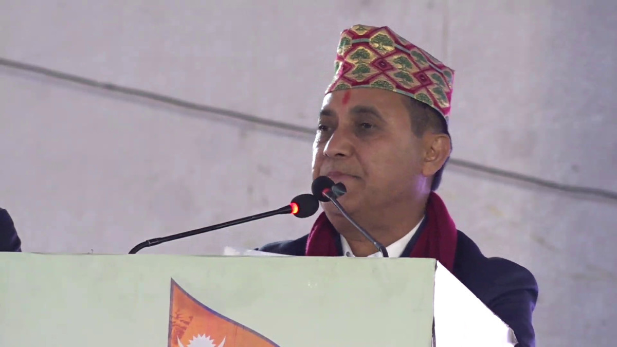 नेता कार्यकर्तालाई विश्वप्रकाशले भने- विपक्षीलाई गाली नगरी चुनावी मैदानमा होमिनुस्