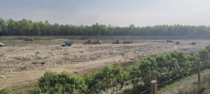 कञ्चनपुरको मोहना नदीमा पुनः अवैध उत्खनन: जनप्रतिनिधि र ठेकेदारबीच टकराव, स्थानीयमा डुबानको चिन्ता