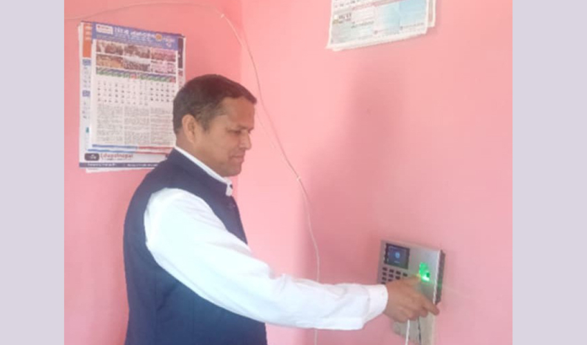 डिलासैनी गाउँपालिकामा ई–हाजिरी प्रणाली लागू, पारदर्शिता र अनुशासनमा सुधारको अपेक्षा
