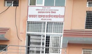 यातायात कार्यालय महेन्द्रनगरमा बिचौलिया निषेध, सेवाग्राहीलाई सिधै सेवा लिन आग्रह