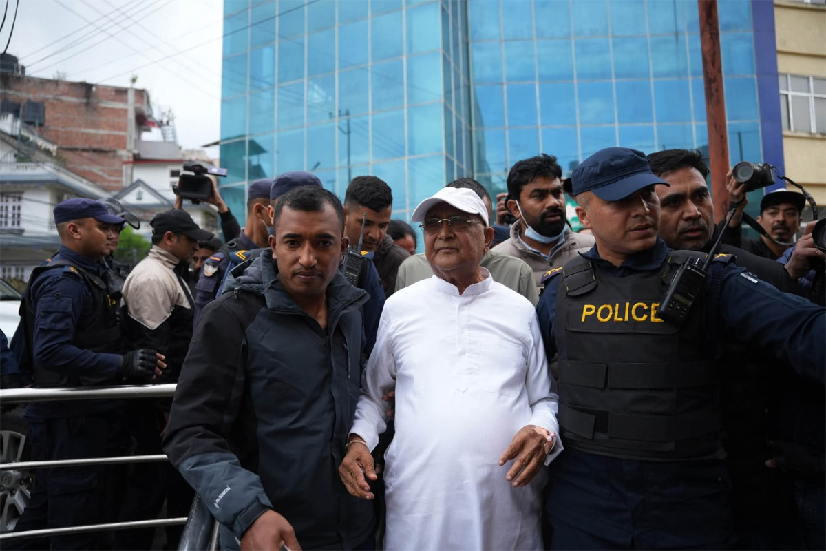 १३ दिनपछि छुटे ओली