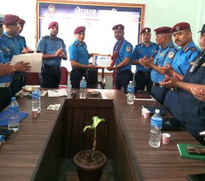 उत्कृष्ट कार्यका लागि प्रहरी सहायक हवल्दार जंगबहादुर आलेमगर ‘पुलिस अफ द मन्थ’ घोषित