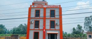 विद्यालयलाई अनुदानः शिक्षक विद्यार्थीलाई पुरस्कार